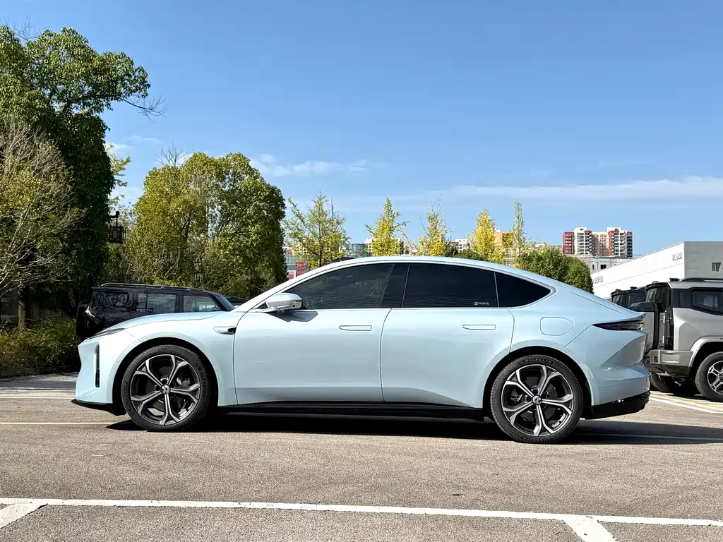 NIO ET5 — миниатюра 7