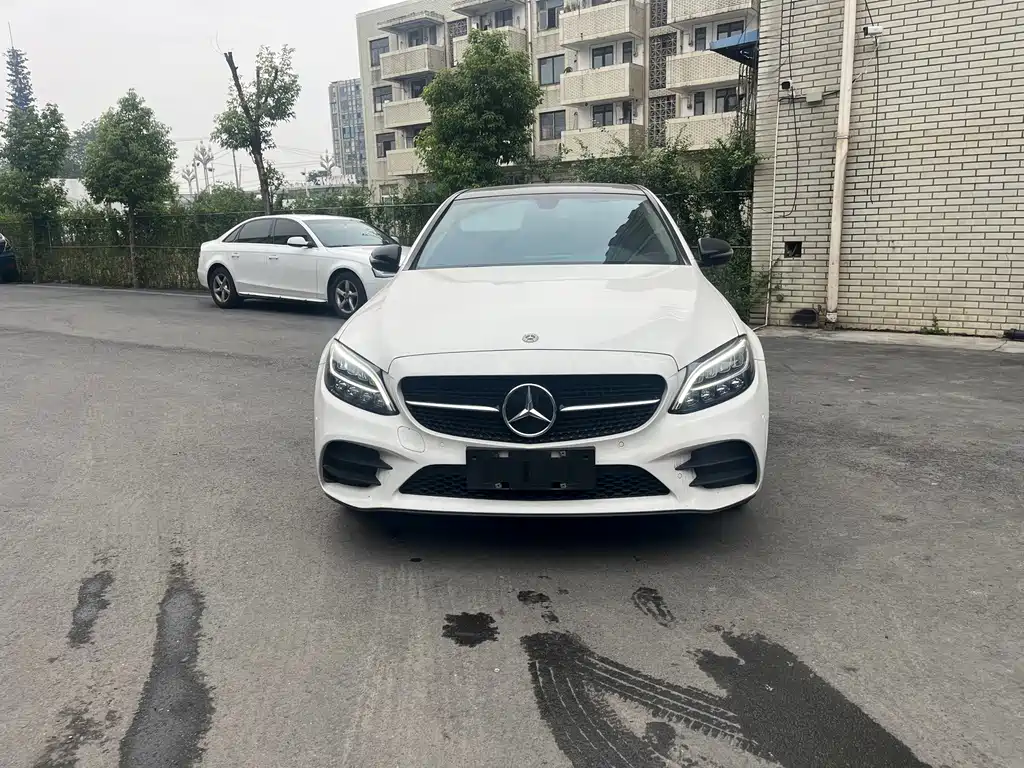 Mercedes-Benz C-Class — миниатюра 2