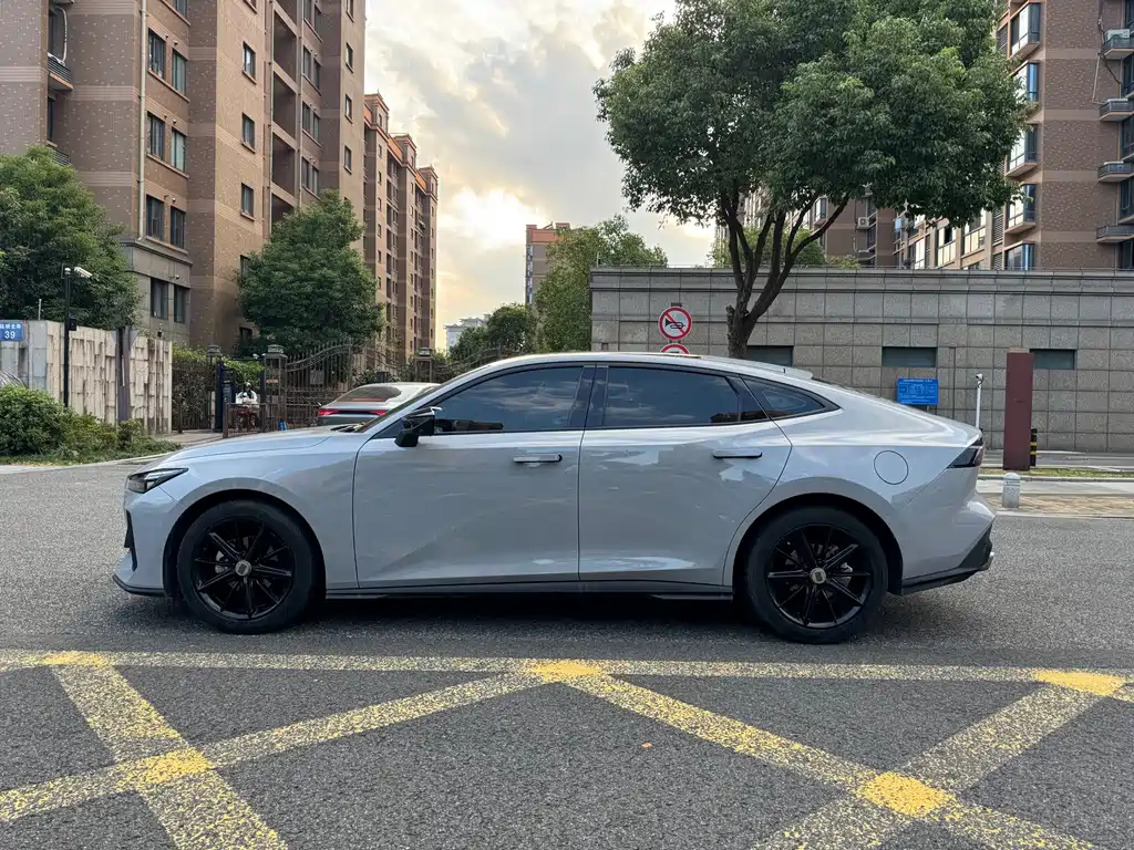 Changan UNI-V — миниатюра 10