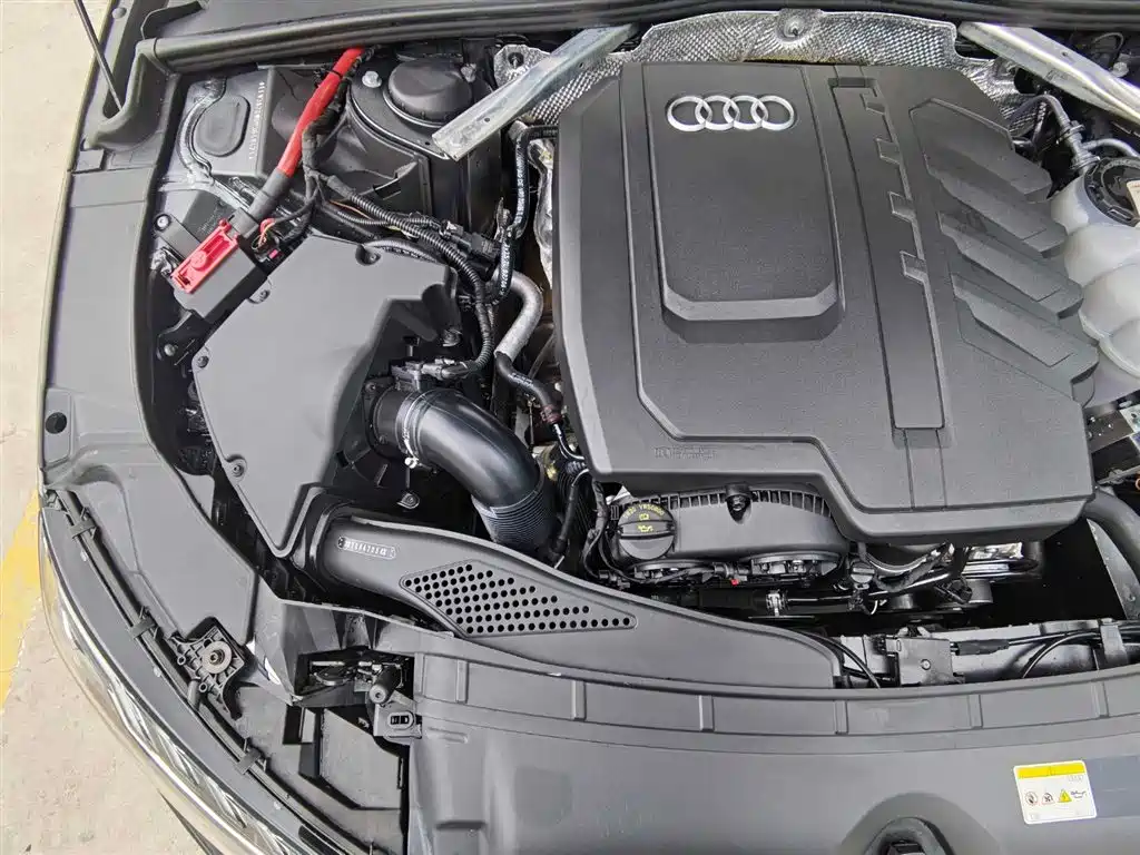 Audi A4L 2023 40 TFSI Luxury