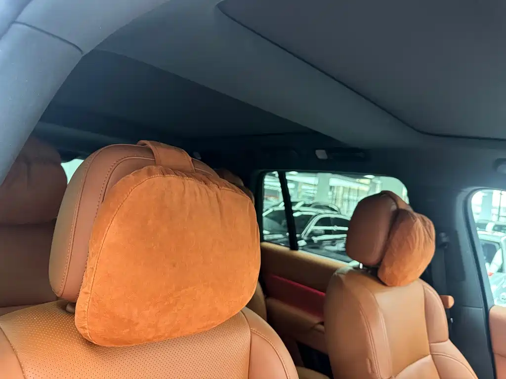 Li Auto Li L8 — миниатюра 11