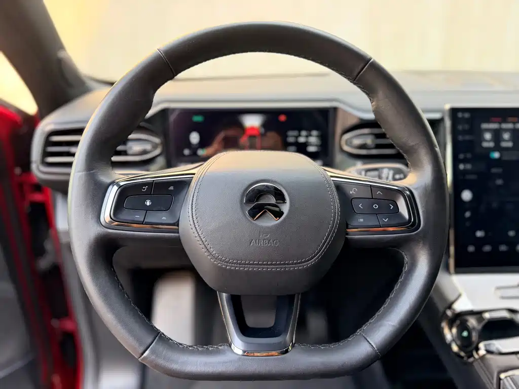 NIO ES6 — миниатюра 16