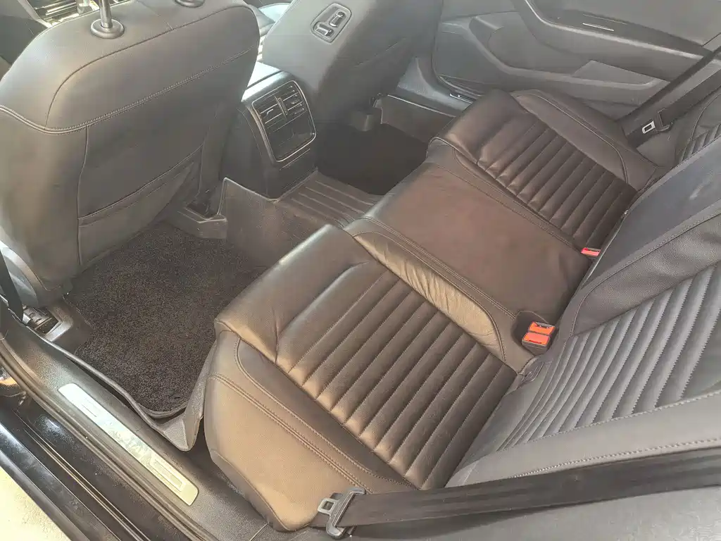 Volkswagen Magotan — миниатюра 5