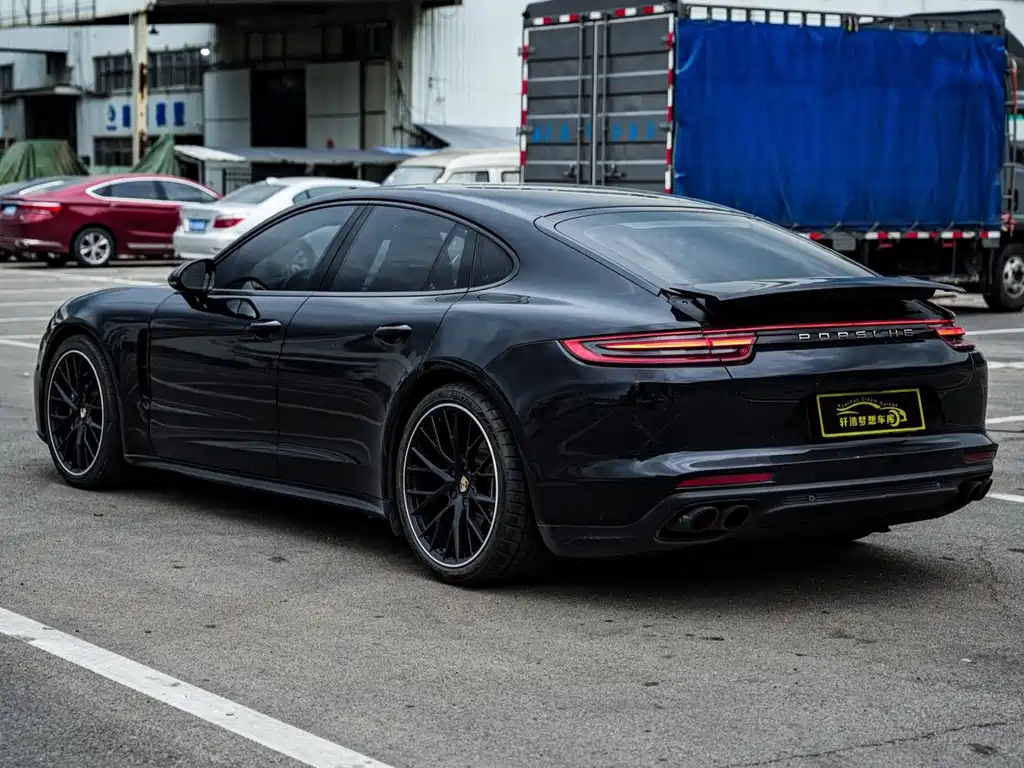Porsche Panamera — миниатюра 9