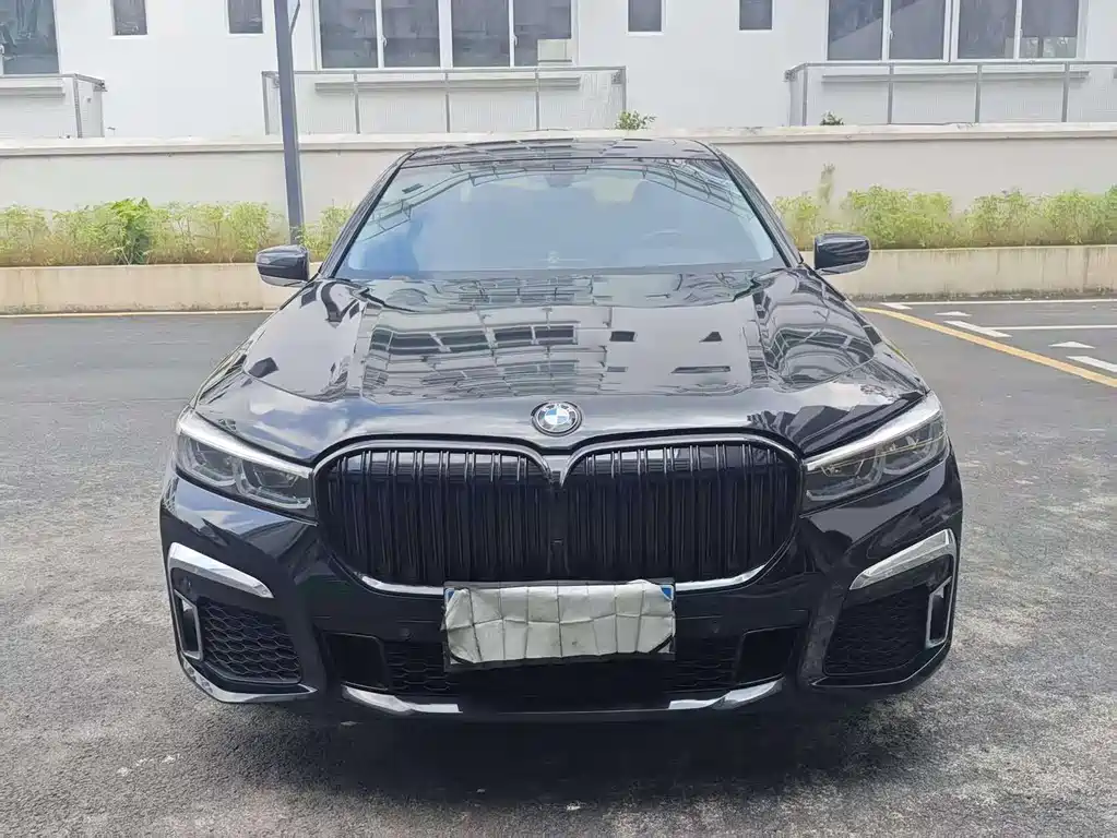 BMW 7 Series 7 2016 730Li Lead