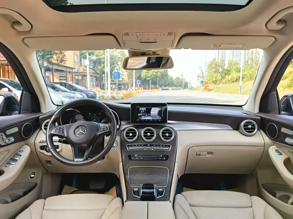 Mercedes-Benz GLC — миниатюра 8