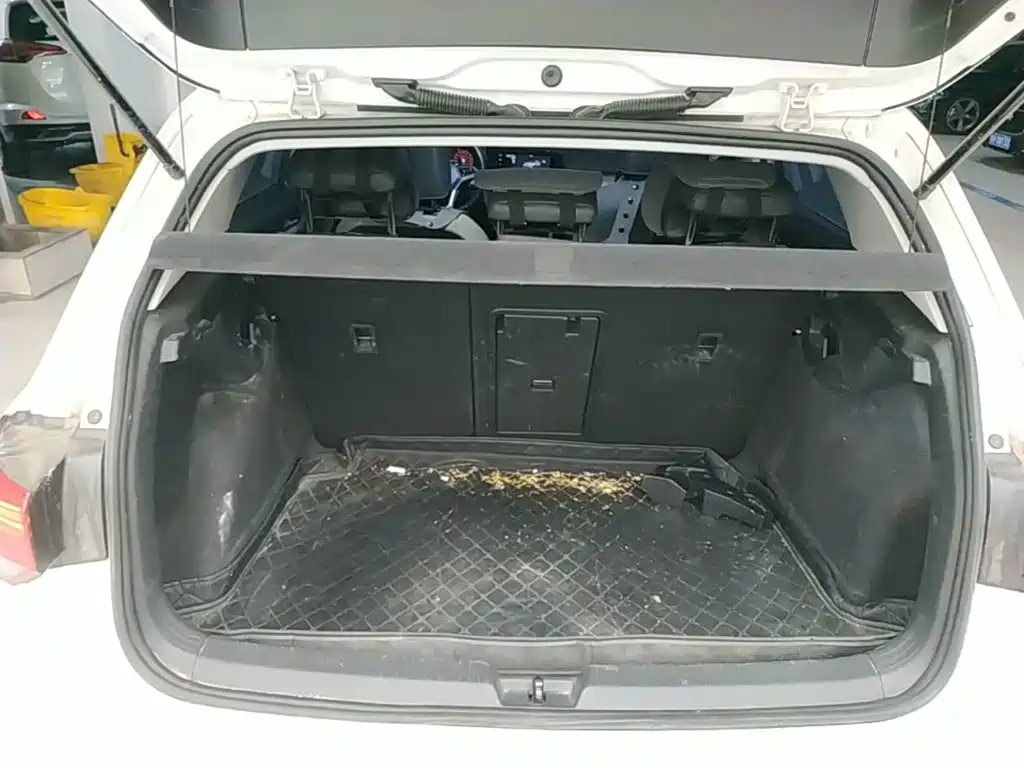 Volkswagen Golf — миниатюра 19