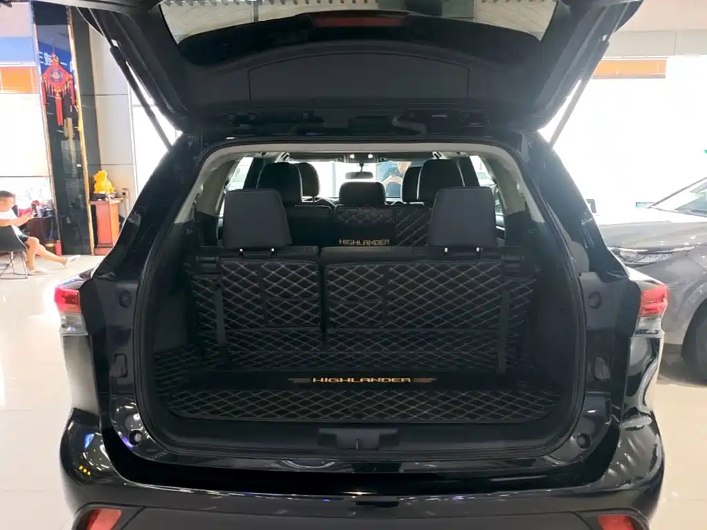 Toyota Highlander — миниатюра 19