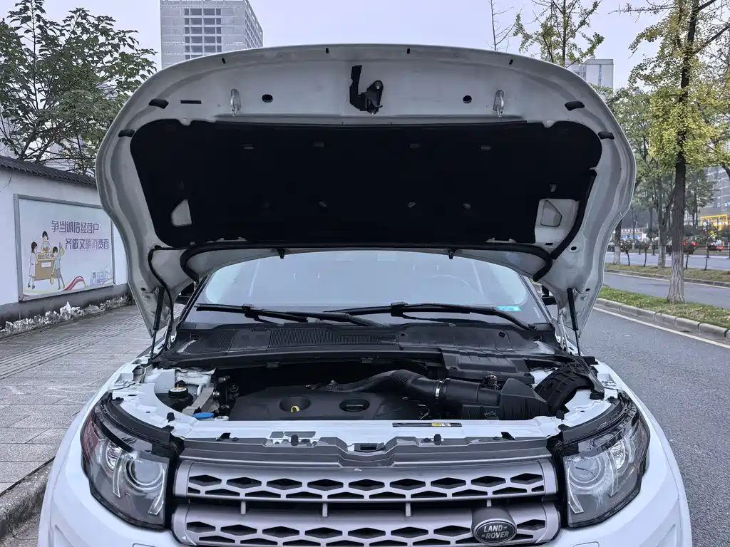 Land Rover Evoque — миниатюра 4
