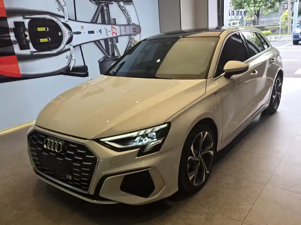 Купить Audi A3