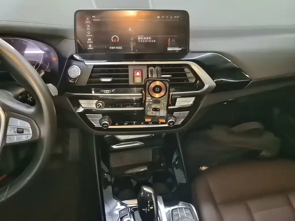 BMW X3 — миниатюра 13