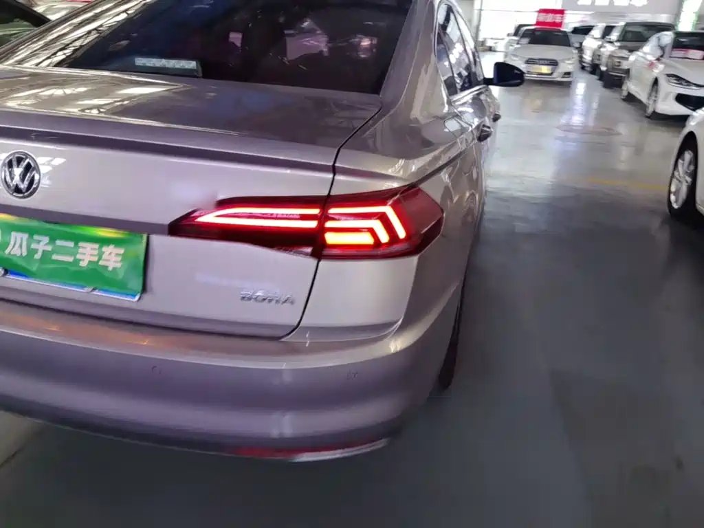Volkswagen Bora — миниатюра 8