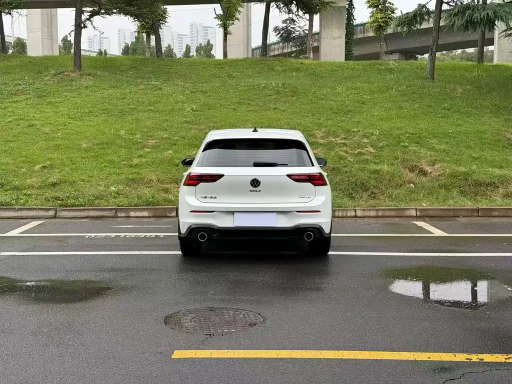 Volkswagen Golf — миниатюра 8