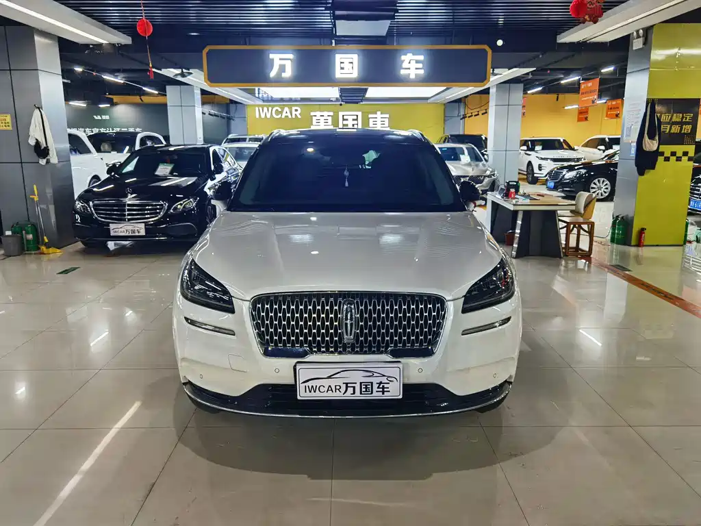 Lincoln Corsair