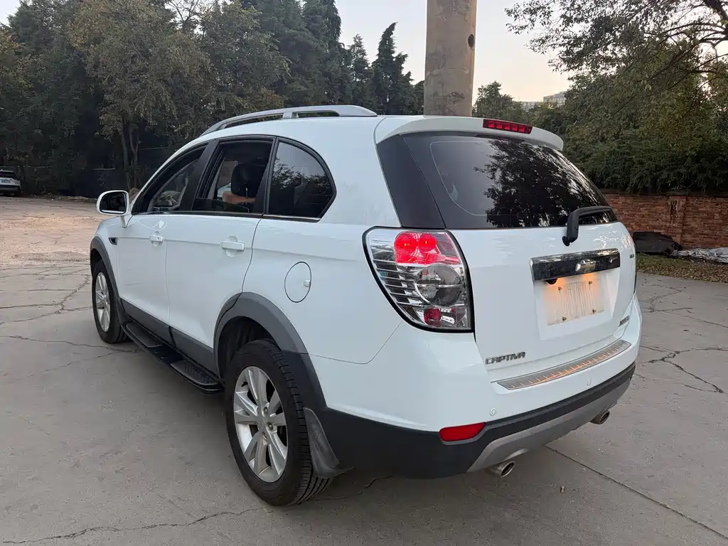Chevrolet Captiva — миниатюра 11