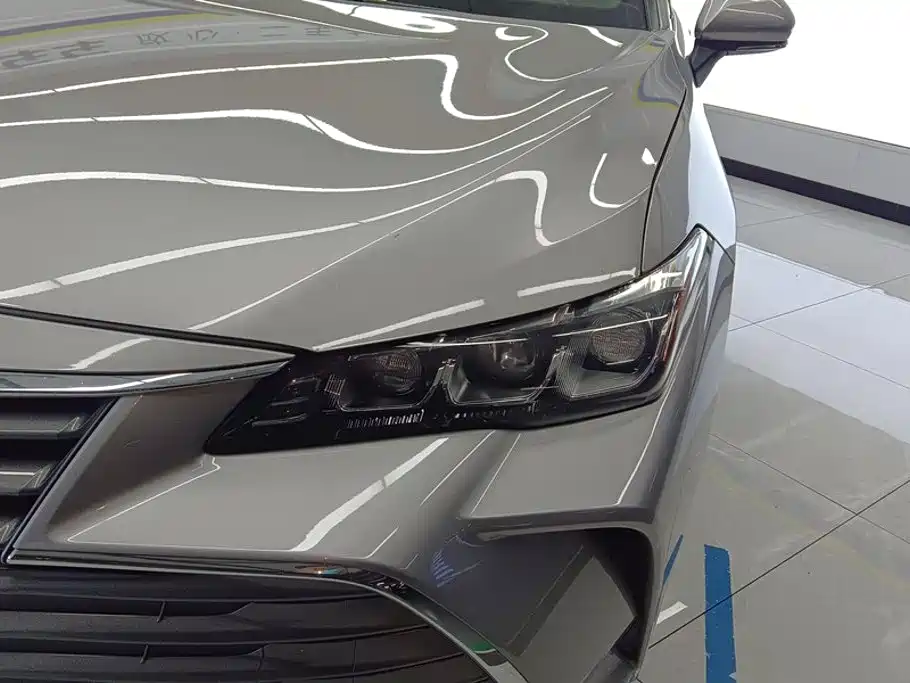 Toyota Avalon — миниатюра 5