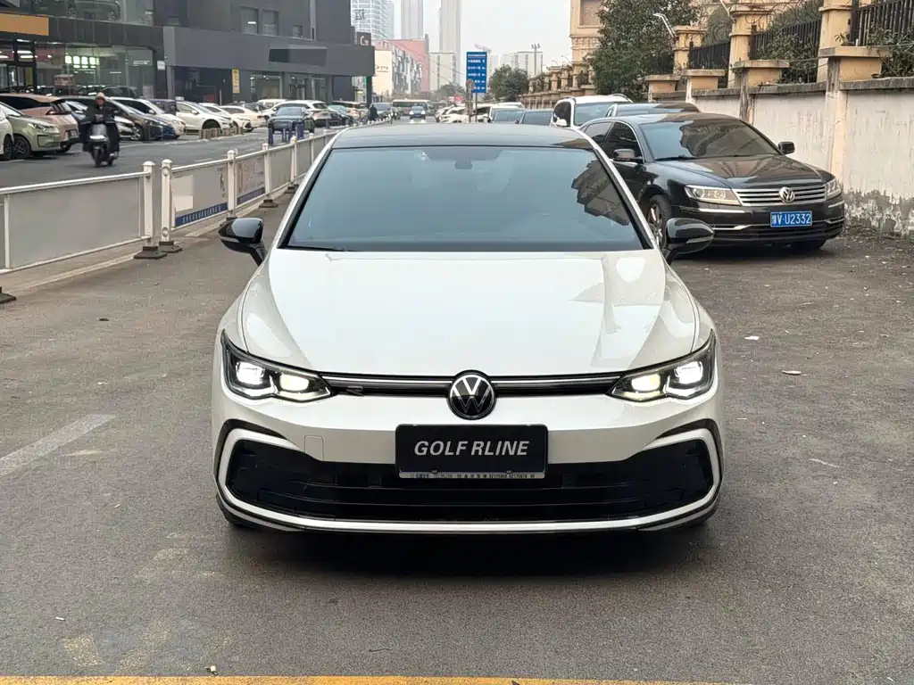 Volkswagen Golf — миниатюра 2