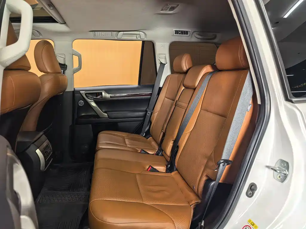 Lexus GX — миниатюра 12