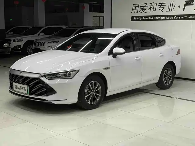 2024 BYD Qin