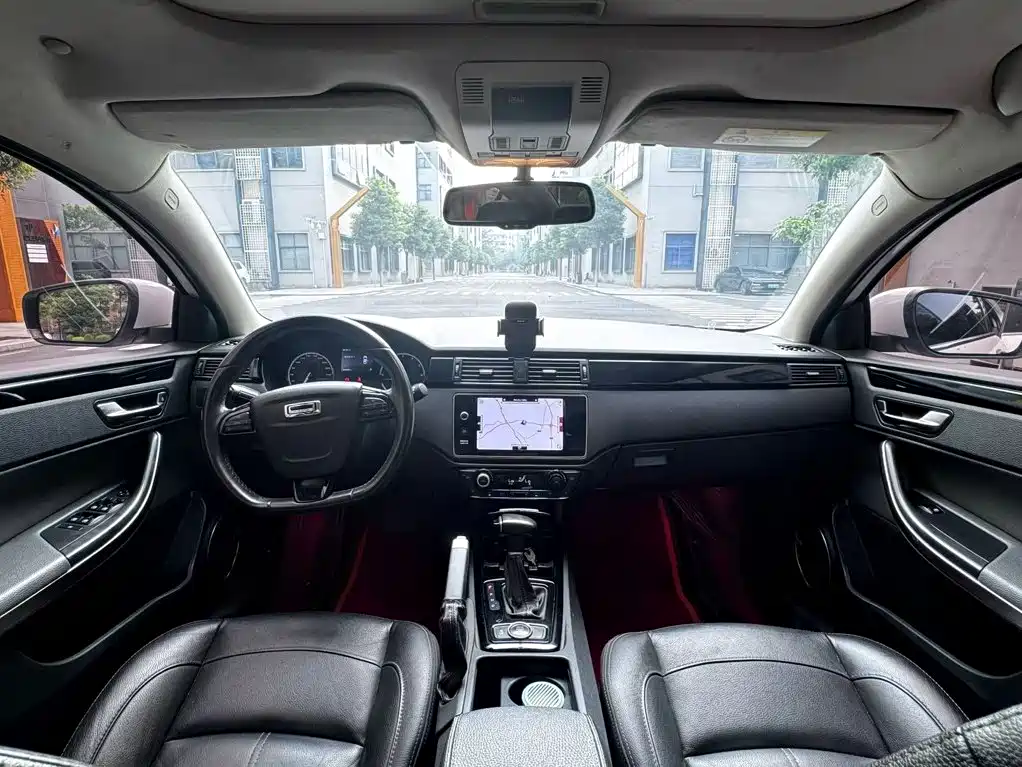 Qoros Qoros 3 — миниатюра 6