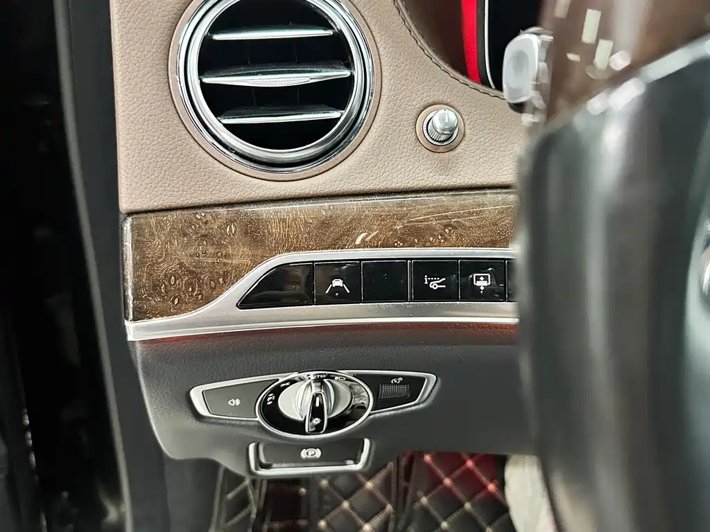 Mercedes-Benz S-Class — миниатюра 9
