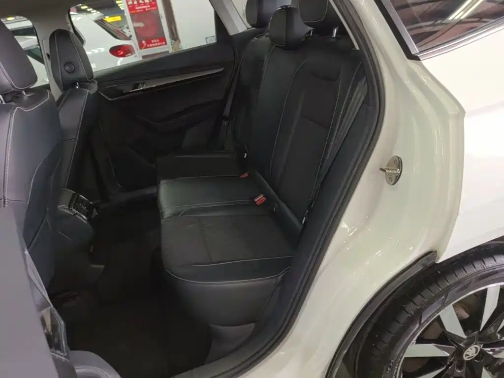 Skoda Karoq — миниатюра 17