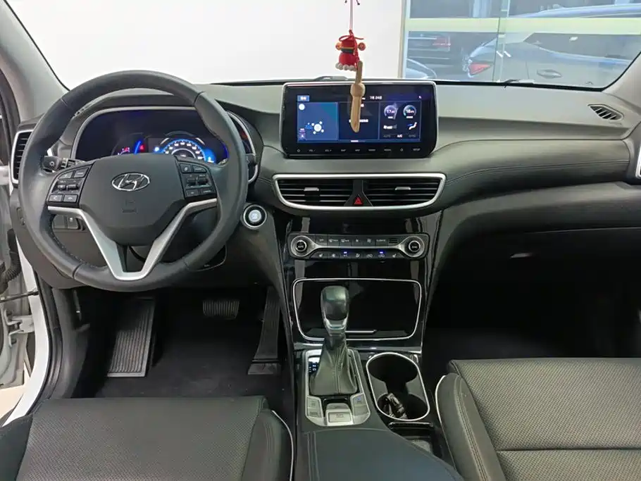 Hyundai Tucson — миниатюра 12
