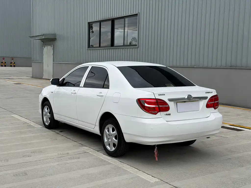 Toyota Corolla — миниатюра 7