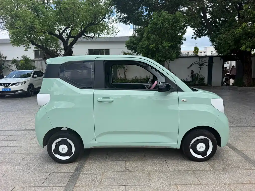 Wuling MINIEV — миниатюра 5