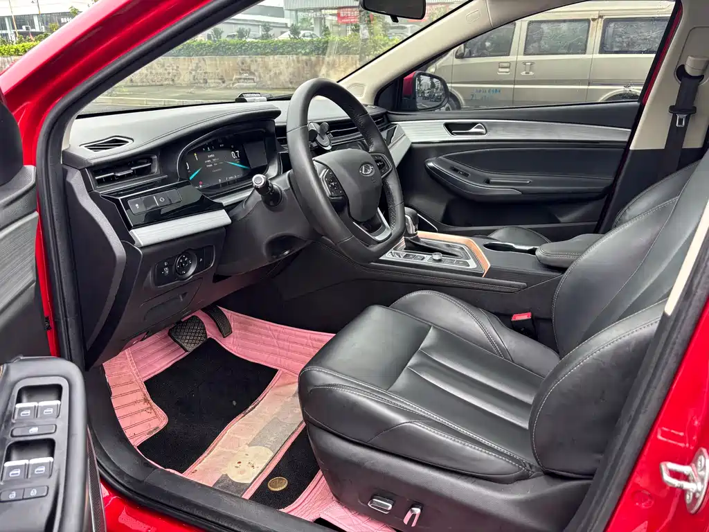 Chery 5 PLUS 2021 1.5L CVT PLUS
