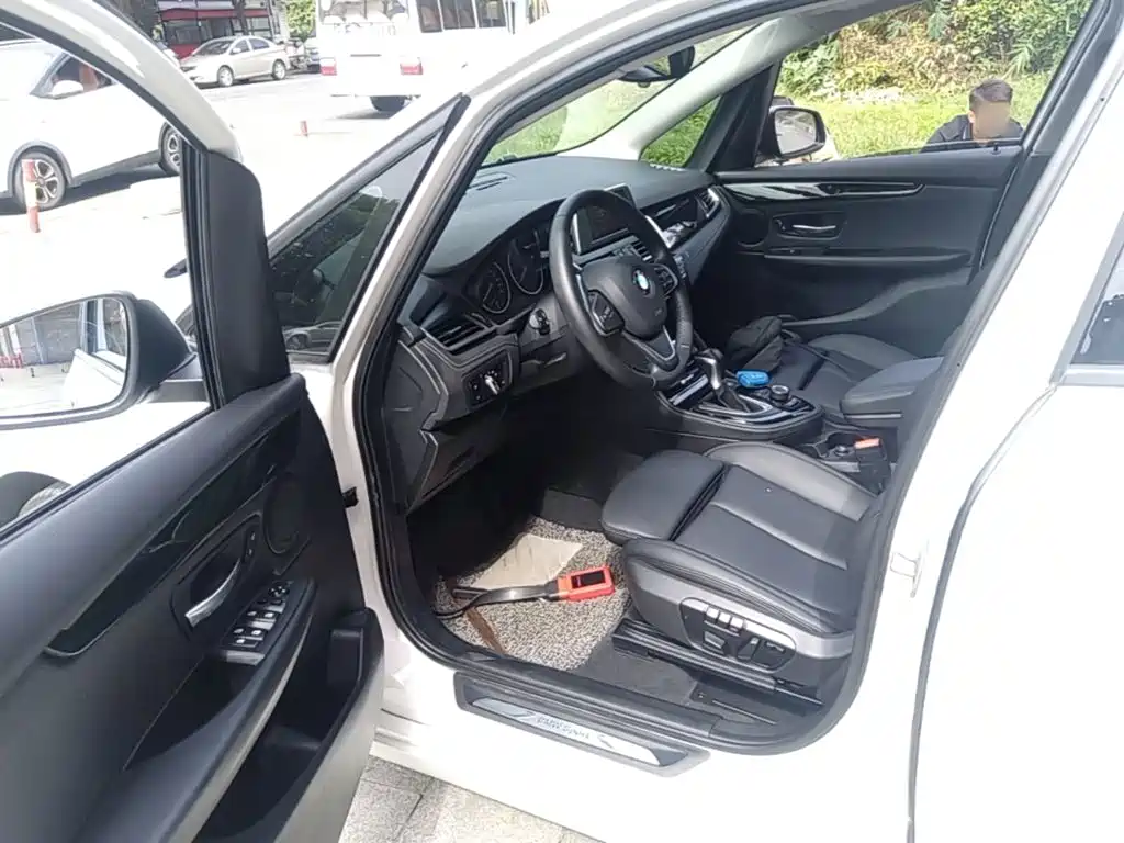 BMW 2 Series Active Tourer (Import) — миниатюра 15