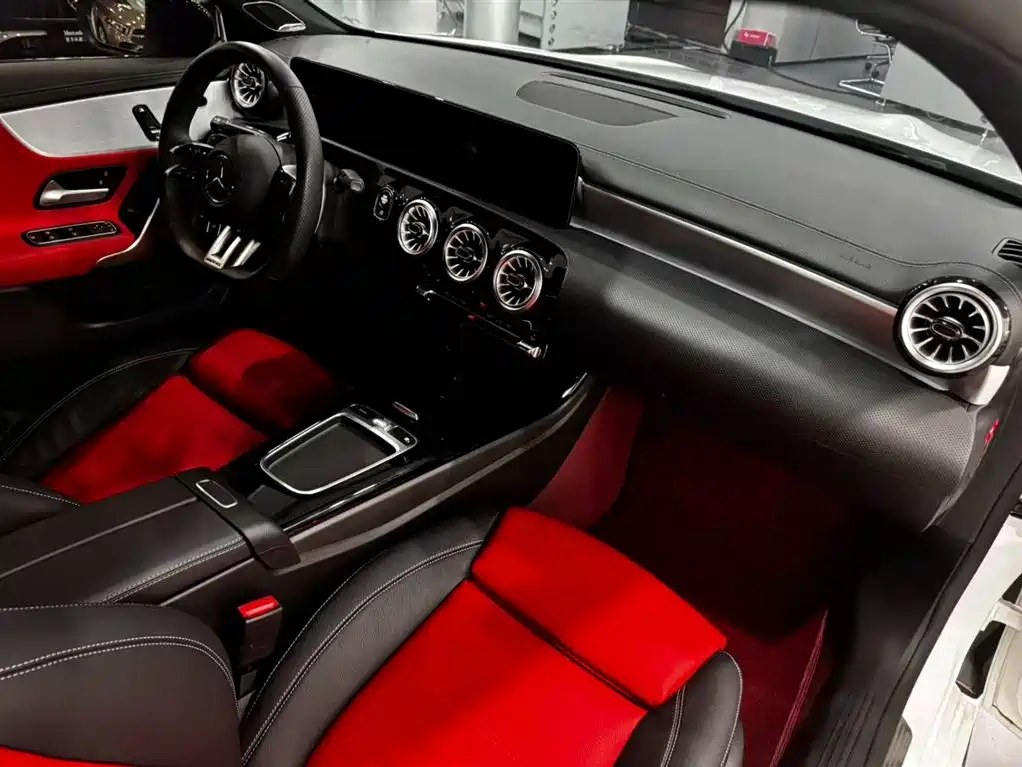Mercedes-Benz A-Class AMG — миниатюра 20