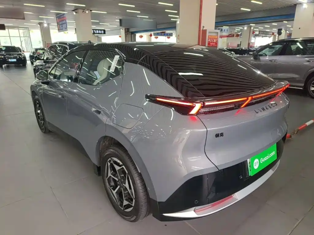 Lynk & Co 20 — миниатюра 5