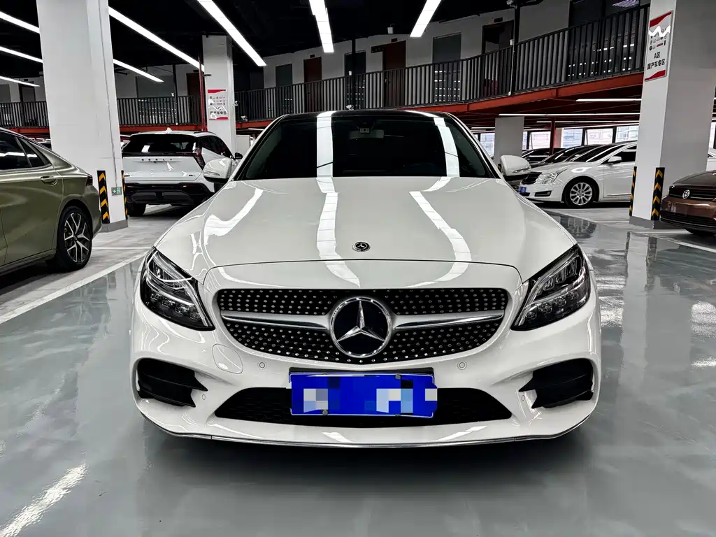 Mercedes-Benz C-Class — миниатюра 2