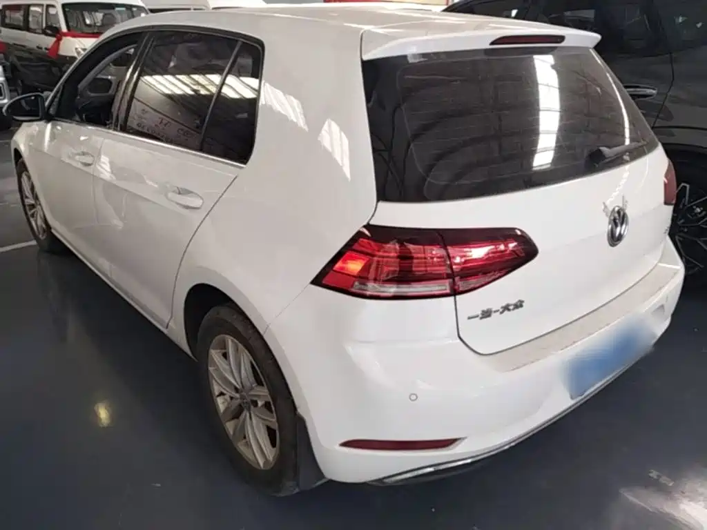 Volkswagen Golf — миниатюра 5