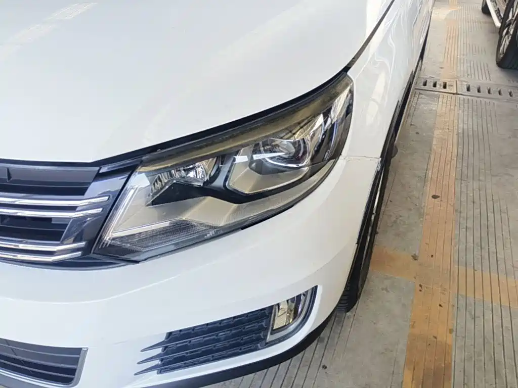 Volkswagen Tiguan — миниатюра 24