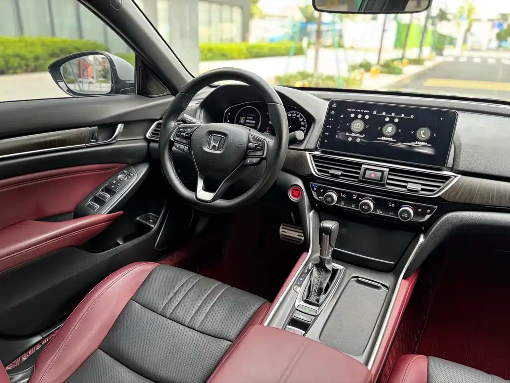 Honda Inspire 2022 260TURBO