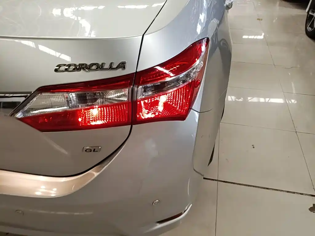 Toyota Corolla — миниатюра 8