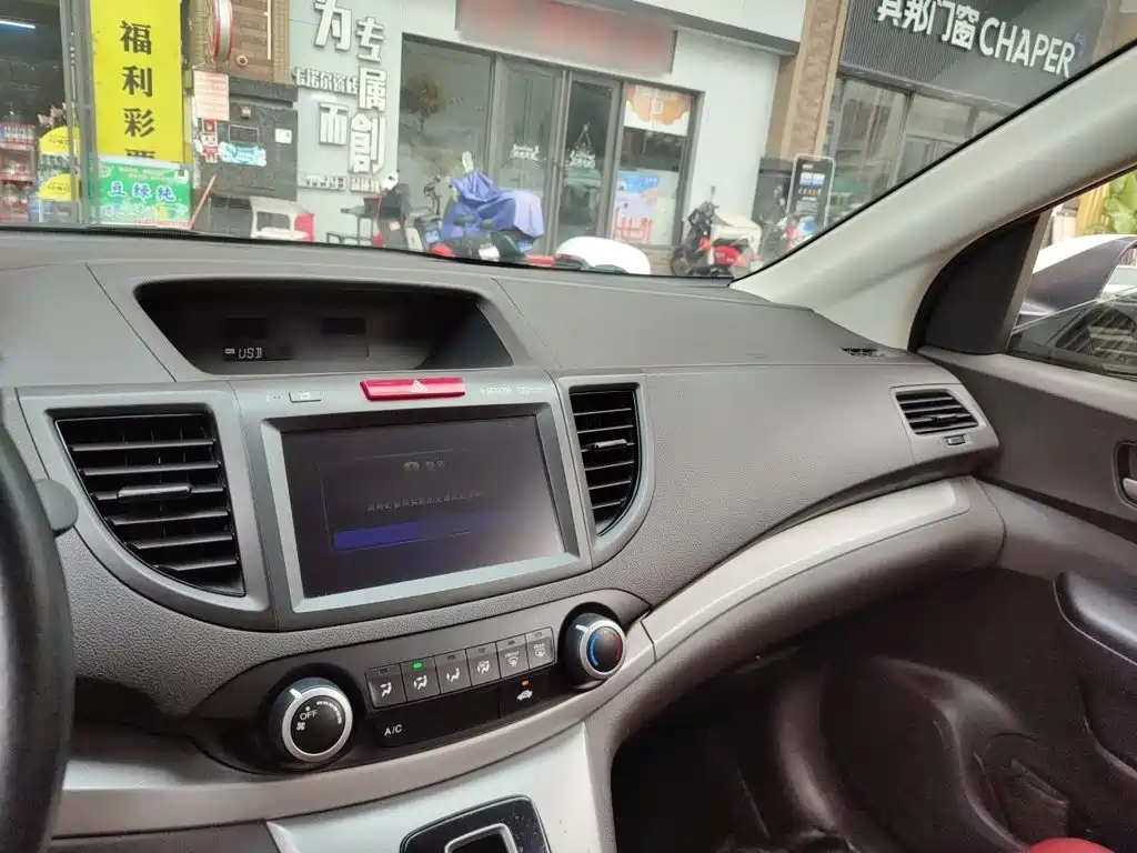 Honda CR-V — миниатюра 6