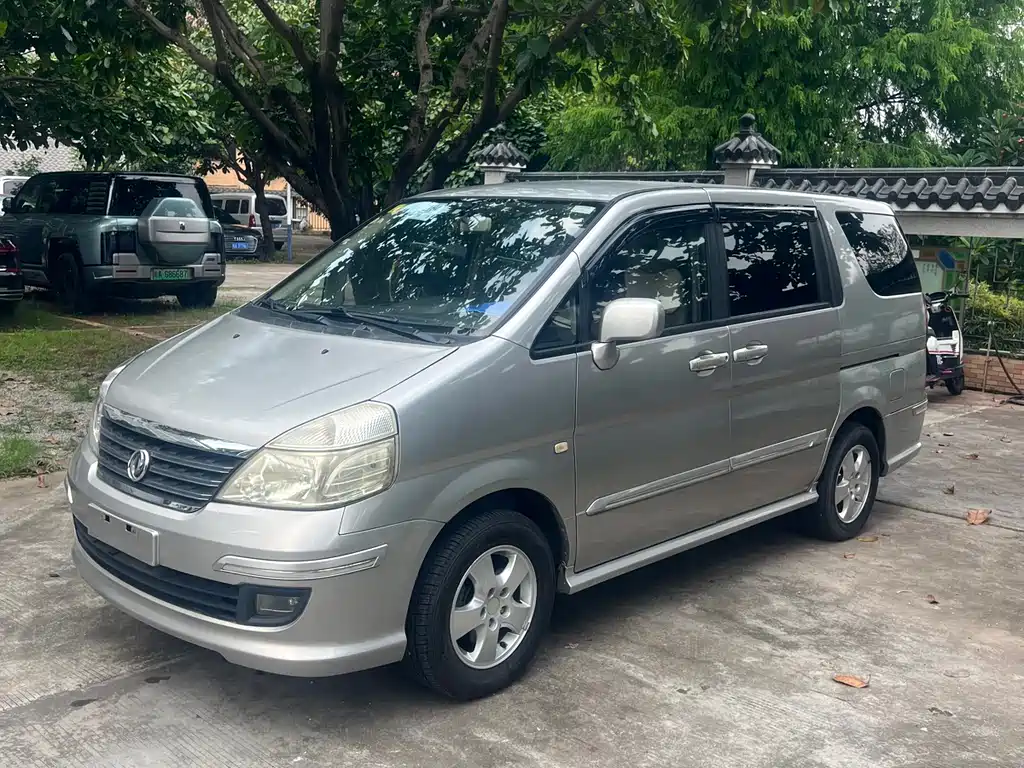 Купить Dongfeng Yuxuan