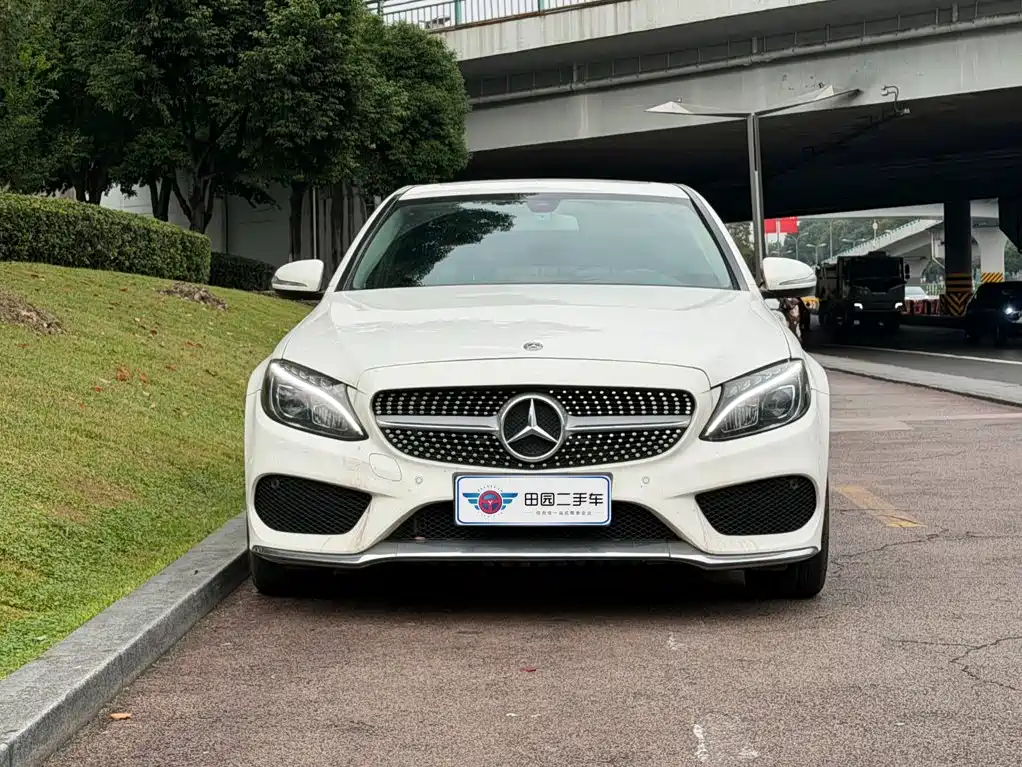 Mercedes-Benz C-Class — миниатюра 2