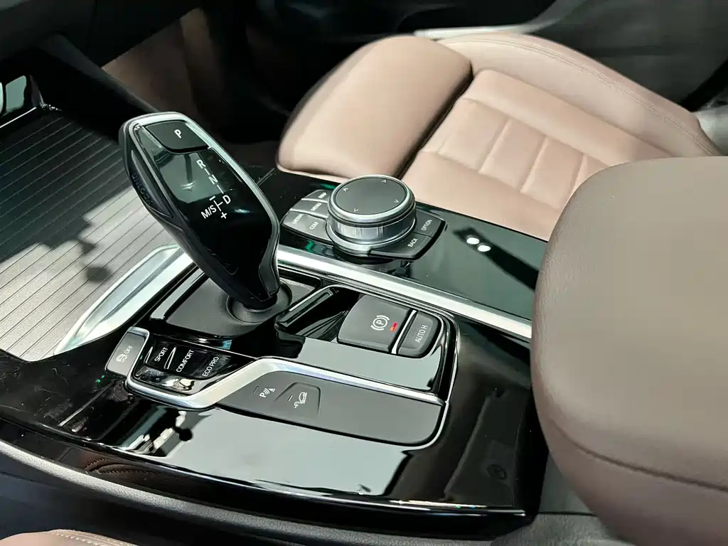 BMW X3 — миниатюра 7