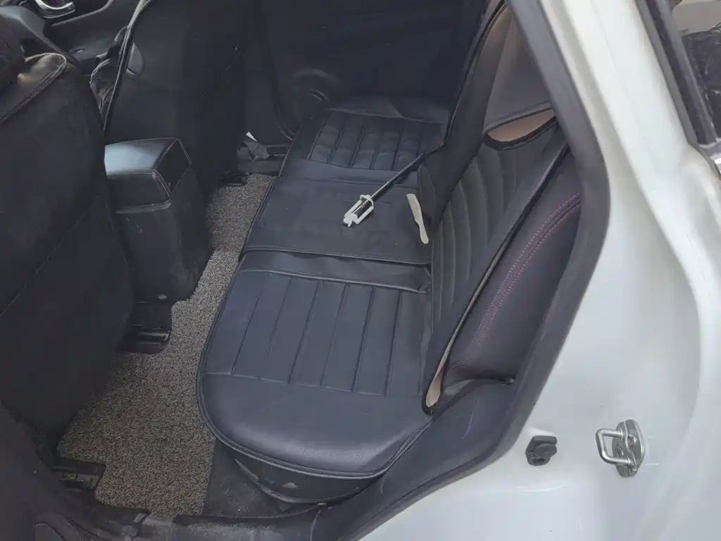 Nissan Qashqai — миниатюра 13