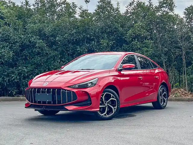 2025 MG MG5 / GT