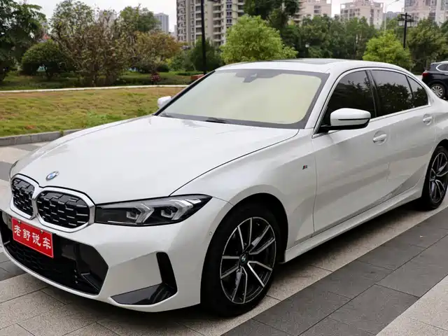 BMW  3 SERIES 2023