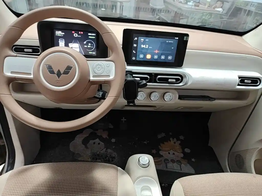 Wuling MINIEV — миниатюра 13