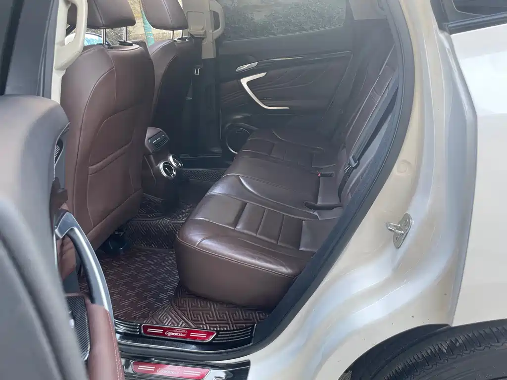 WEI PAI WEI BRAND VV7