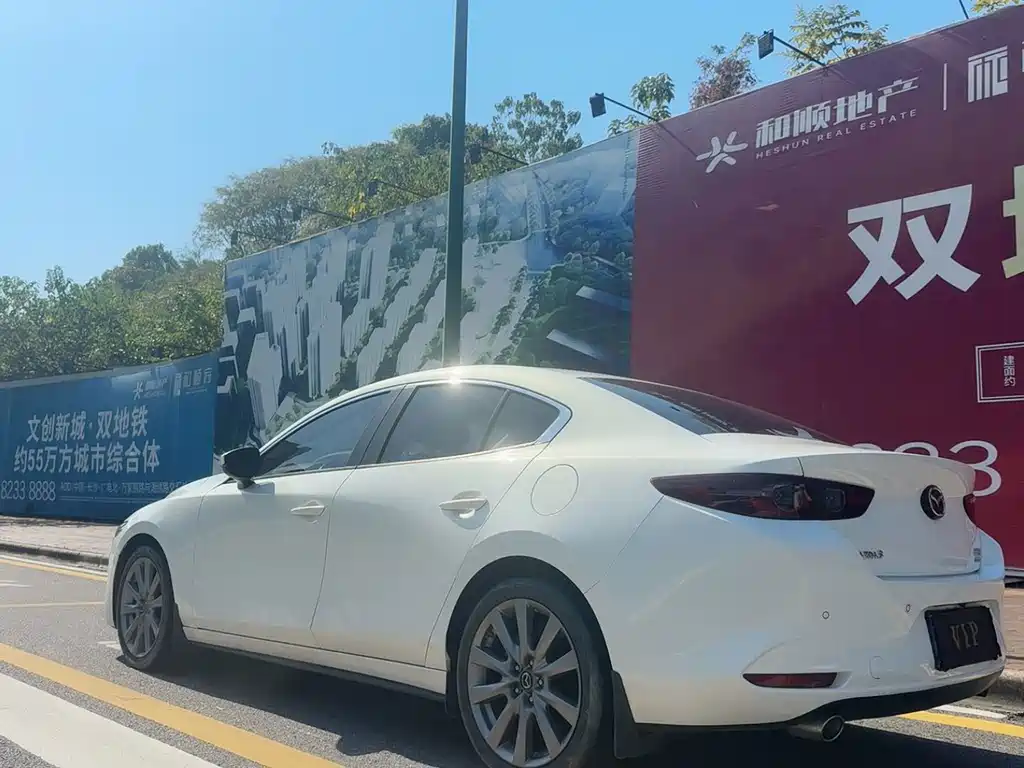 Mazda 3 Axela — миниатюра 7