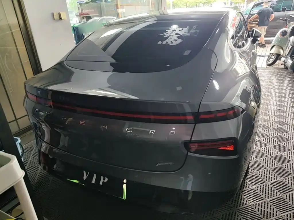 XPeng P7 — миниатюра 6