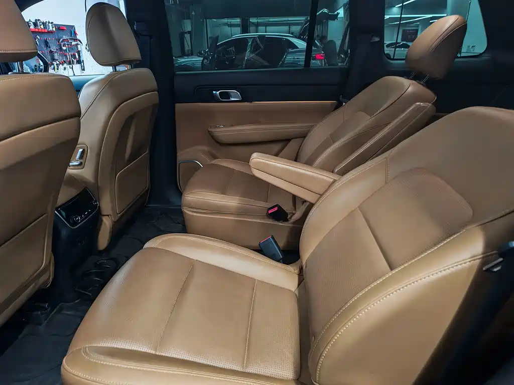 Li Auto Li ONE — миниатюра 12